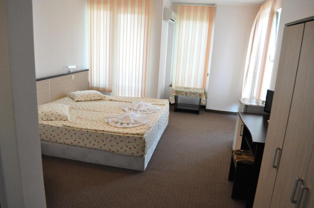 St. George Apartments Nesebar Ruang foto