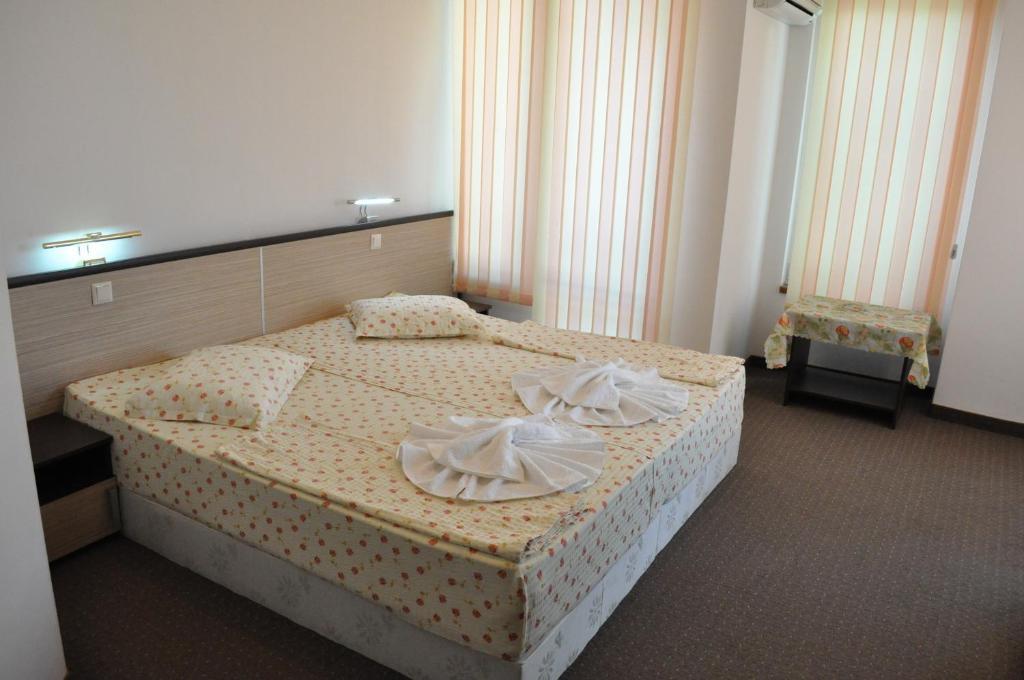 St. George Apartments Nesebar Ruang foto