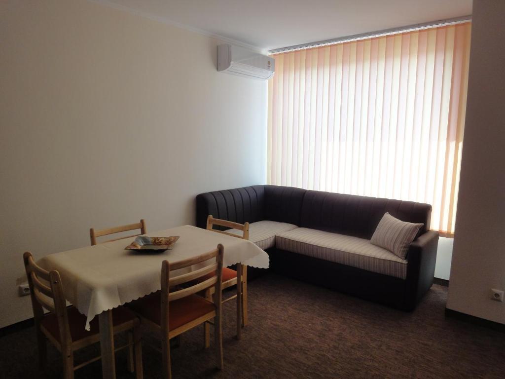 St. George Apartments Nesebar Ruang foto