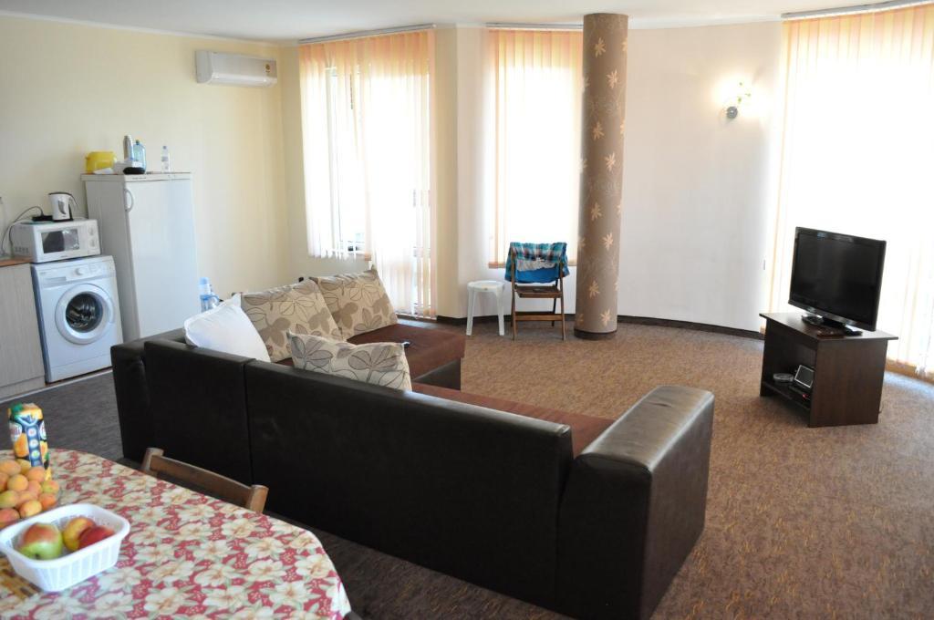 St. George Apartments Nesebar Ruang foto