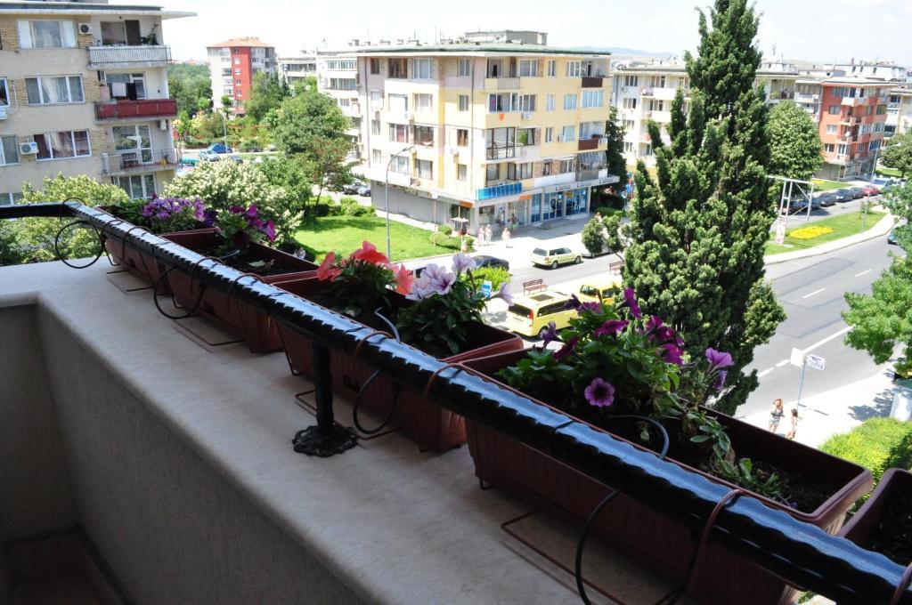 St. George Apartments Nesebar Bagian luar foto