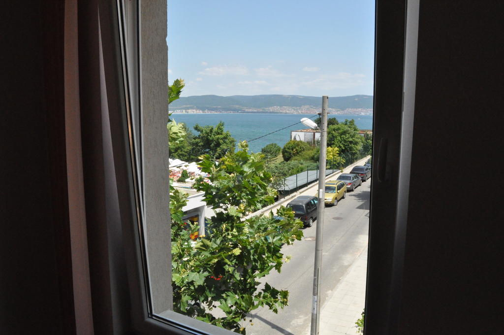 St. George Apartments Nesebar Ruang foto