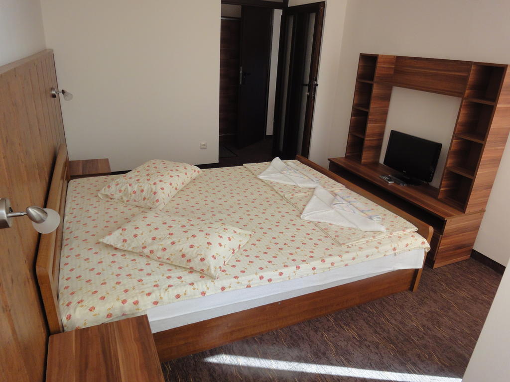 St. George Apartments Nesebar Ruang foto