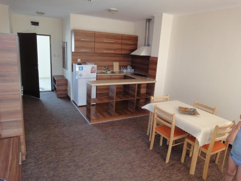 St. George Apartments Nesebar Bagian luar foto