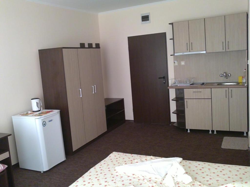 St. George Apartments Nesebar Bagian luar foto