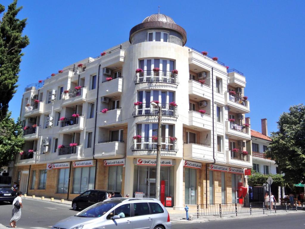 St. George Apartments Nesebar Bagian luar foto