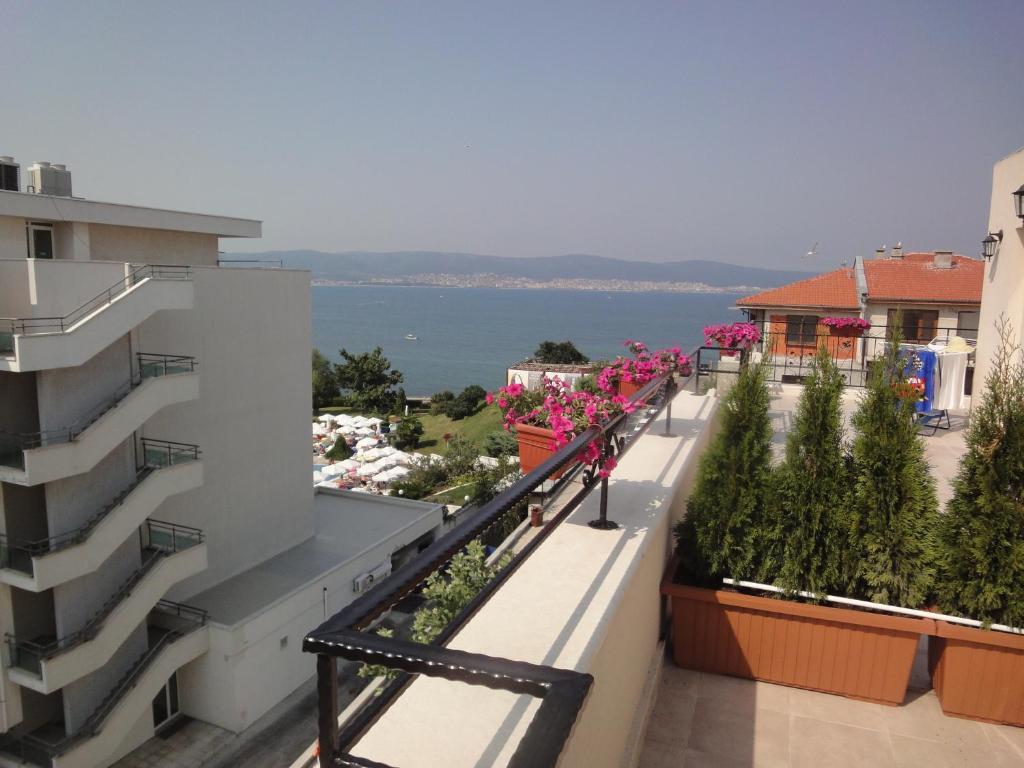 St. George Apartments Nesebar Ruang foto